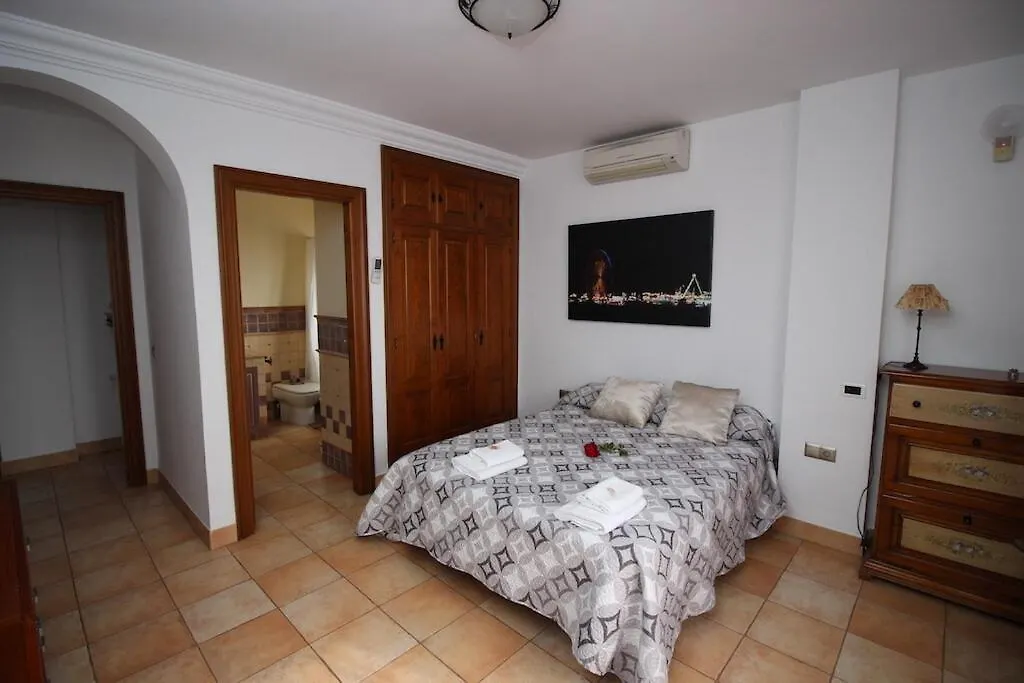 Casa La Vina Hotel Torre Del Mar Villa